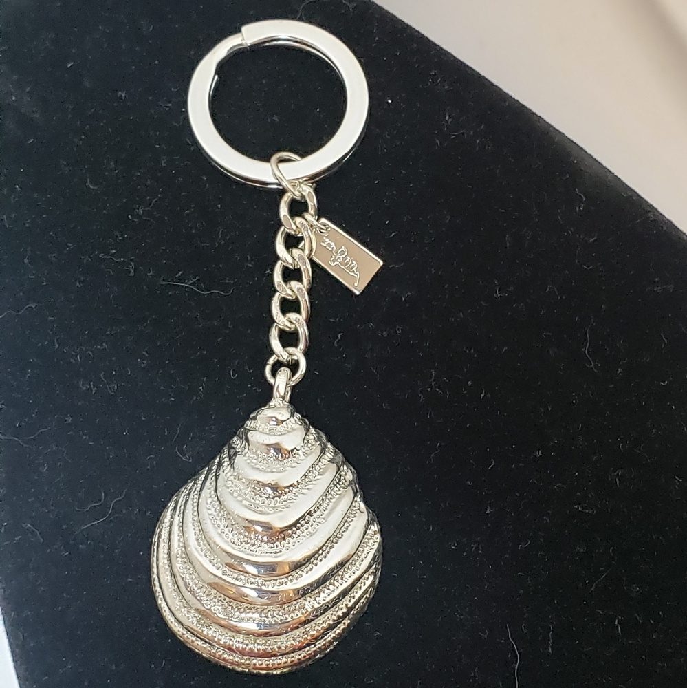 Lilly Pulitzer Seashell Keychain - image 1
